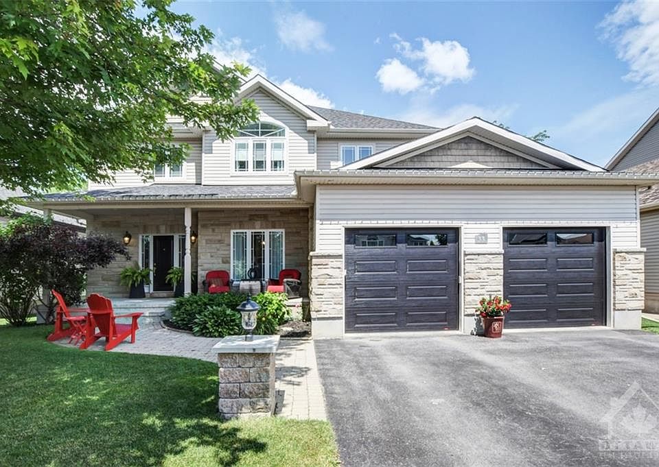 1st image of 33 Baywood Dr