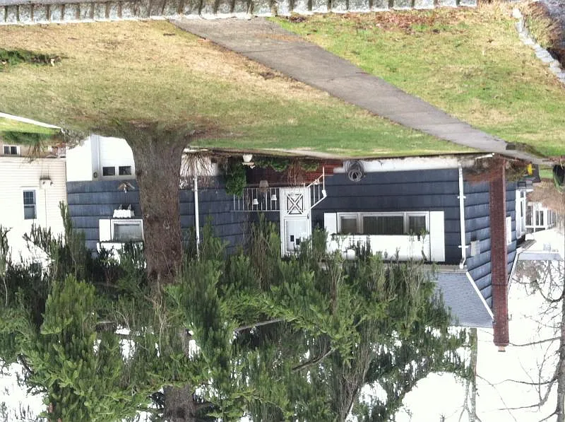 81 S Mountain Ave photo 1
