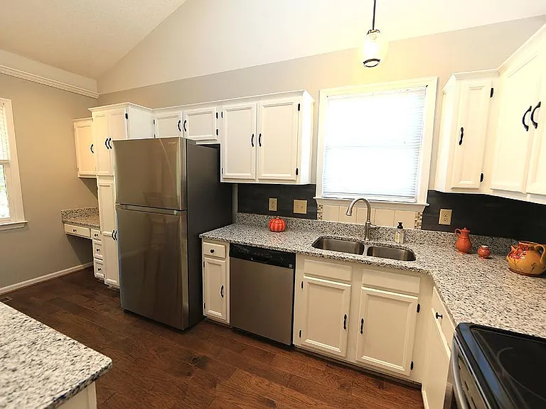 2805 Westwick Ct — Photo 9