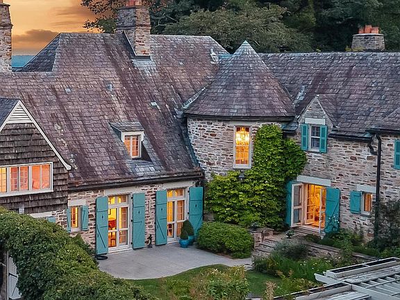 2nd image of 3600 Butler Rd