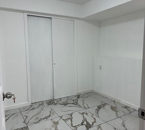 4th image of 134 Kelly Blvd #B