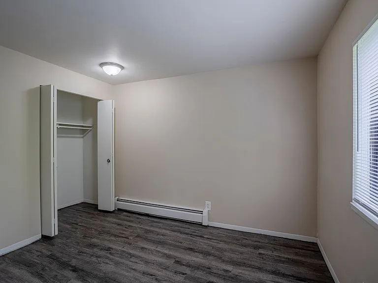 Oak Valley Apartments — Photo 39