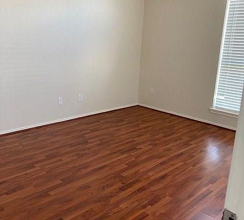5th image of 13918 Fort Nelson Dr