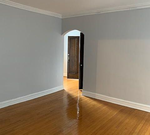 3rd image of 4353 N Paulina St APT 1A