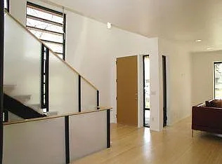 2030 S Williams St — Photo 2