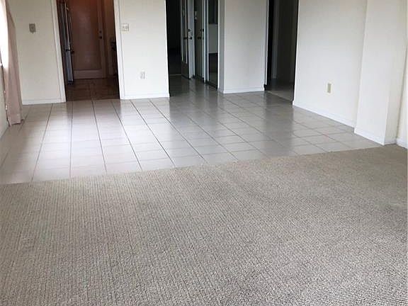 5th image of 2150 Gulf Shore Blvd N APT 711
