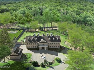 28 Dairy Rd, Greenwich, CT 06830