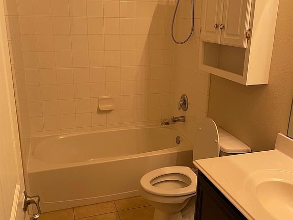 4th image of 3105 Emory Oak Way