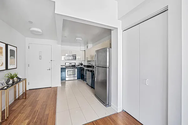 Rented by Douglas Elliman | media 21