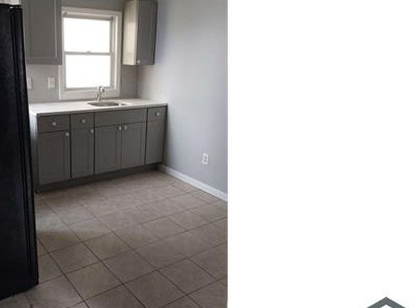 80 Knickerbocker Ave Floor 2