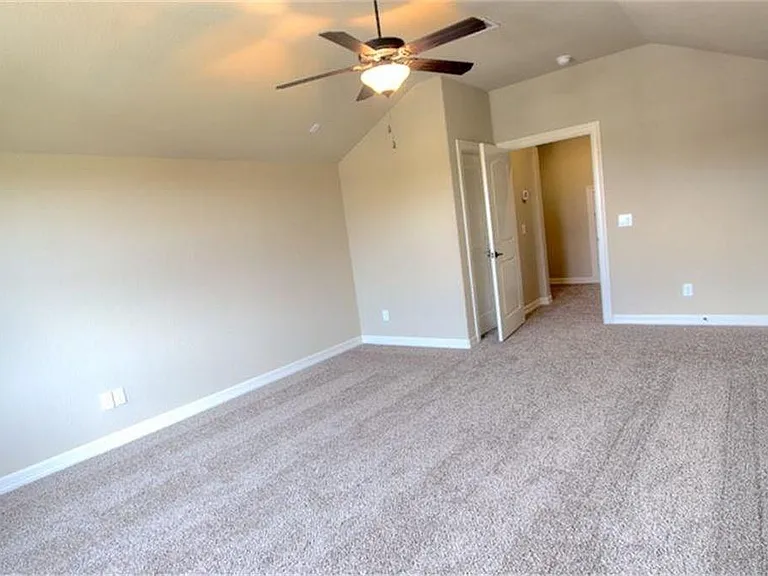 63 Silent Circle Dr — Photo 9