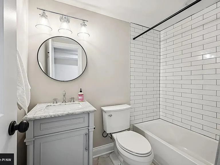 5020 7th Pl NW — Photo 7