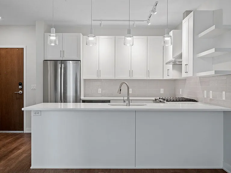 Maison - 1 Bed / 1 Bath - 785-791 Sq.Ft.