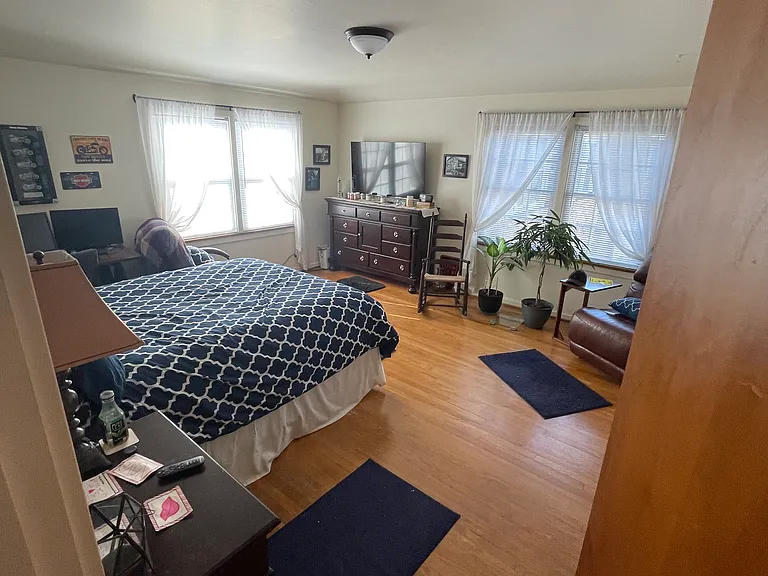 6517 7th Ave #20 — Photo 3