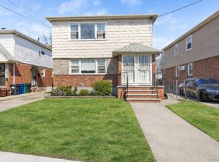 95-21 150th Rd, Jamaica, NY 11417