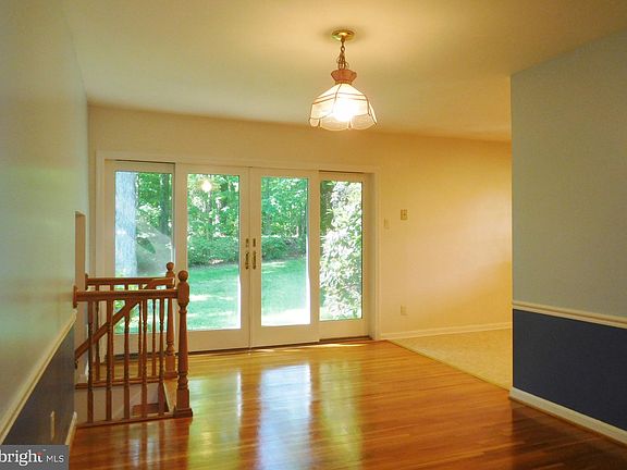 5th image of 8213 Donset Dr