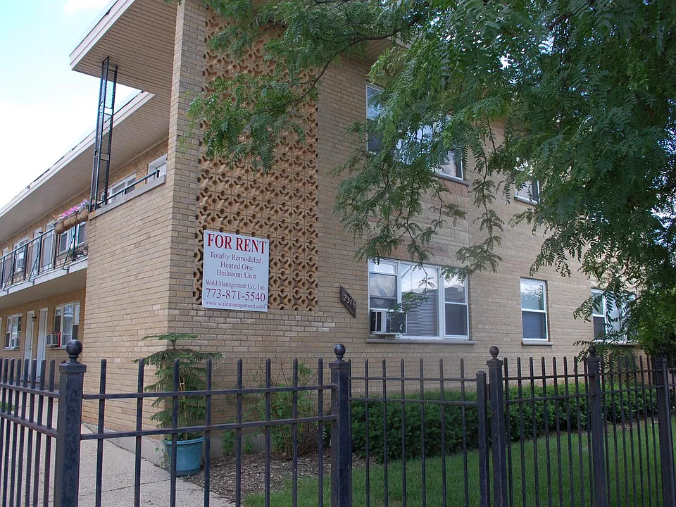 2516 W Foster Ave #10
