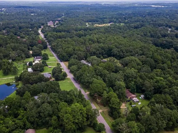 3400 Whitestone Dr, Semmes, AL 36575