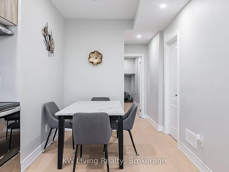 72 Bermondsey Way #BASEMENT — Photo 2