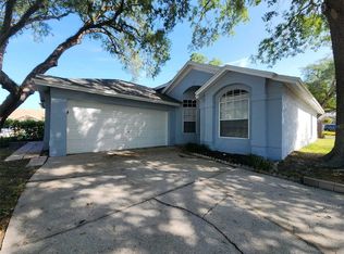 8710 Triple Oaks Rd, Temple Terrace, FL 33637