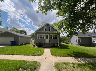 408 Sherman St, Wayne, NE 68787