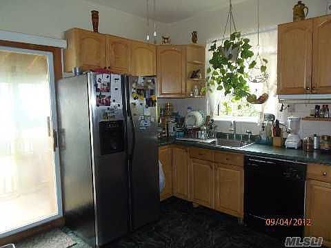 5th image of 10428 91st Ave