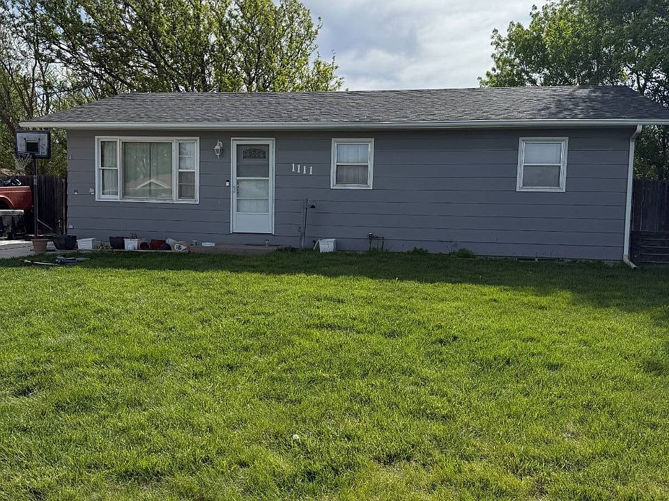 1st image of 1111 Flint Ave