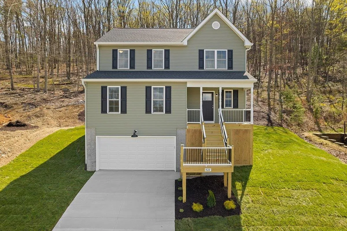 422 Campbell St photo 1