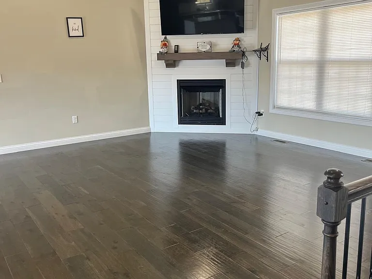 300 Turner Ct — Photo 28