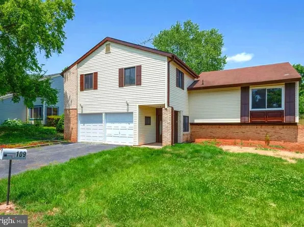 109 Biscayne Ct, Sterling, VA 20164