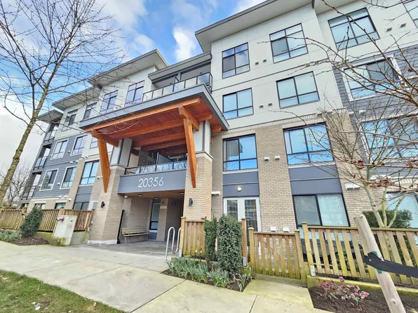 20356 72b Ave #115, Langley, BC V2Y 3E6