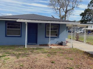 1002 N New Hampshire Ave, Tavares, FL 32778
