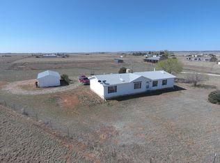 822 Dinkle Rd, Moriarty, NM 87035