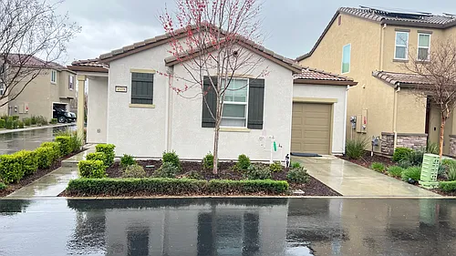 4608 Ocean Ln Photo 1