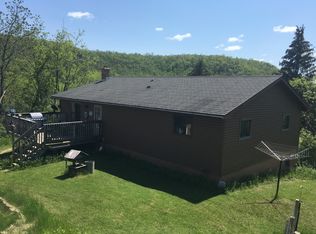S483 Dahlen Ln, Coon Valley, WI 54623