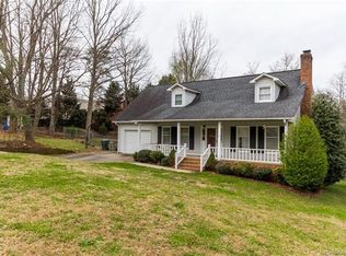 806 Raleigh Ct, Gastonia, NC 28054
