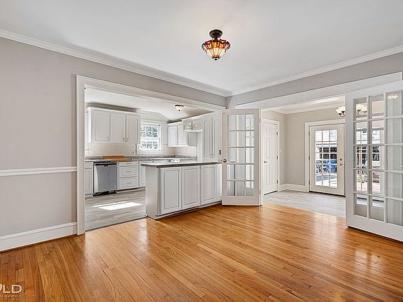 Open dining room kitchen are