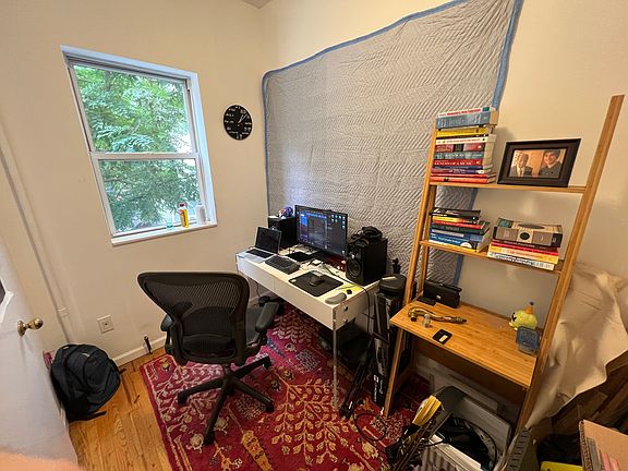 5th image of 427 Humboldt St #2A