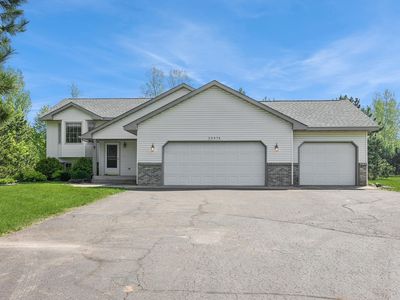 25975 Greatland Ave, Wyoming, MN, 55092