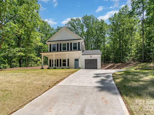 403 Sunset Dr, Bessemer City, NC 28016