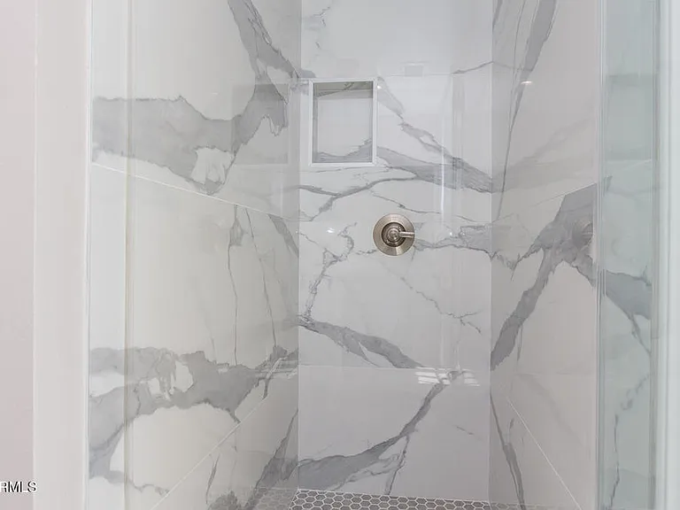 3682 Harriman Ave #3 — Photo 30