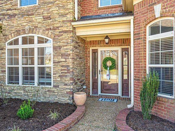 3rd image of 200 Running Brook Ln