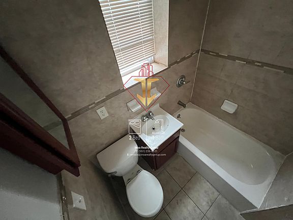 4th image of 403-404 Avenue Ca07