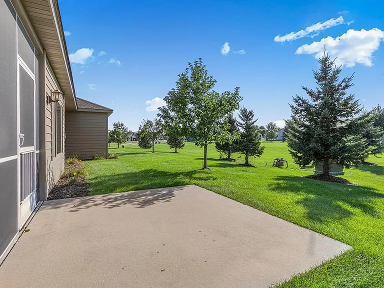 1220 Scout Dr — Photo 8