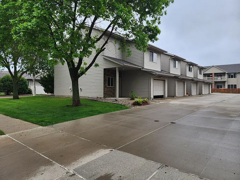 3301 W Bitterroot St — Photo 1