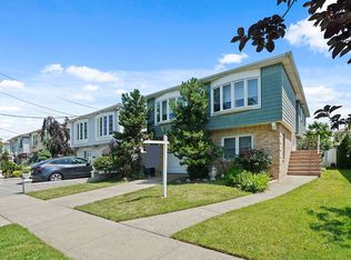 16039 91st St, Howard Beach, NY 11414