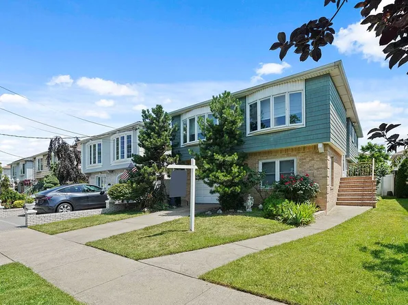 16039 91st St, Howard Beach, NY 11414