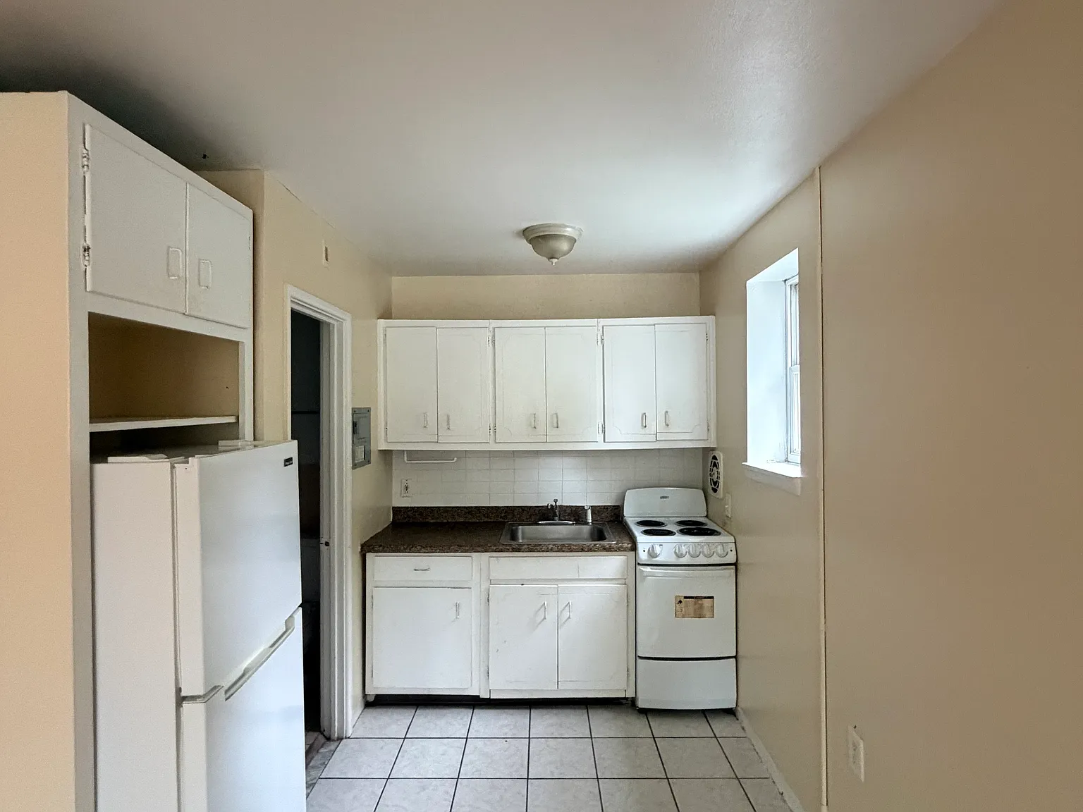 158 Fountain St — Photo 4