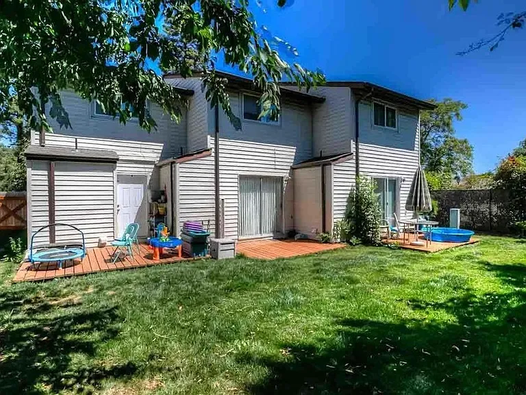 4116 Market St NE — Photo 25