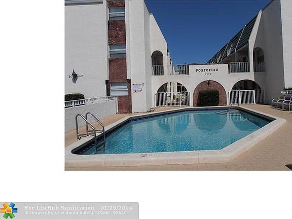 2nd image of 1100 SE 4th Ave APT 21